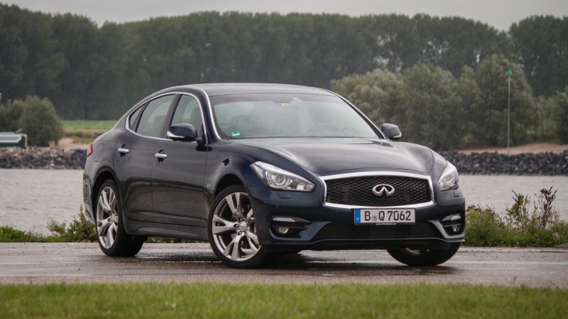 Infiniti Q70 2.2d Performance+