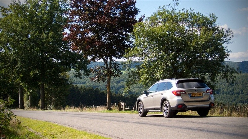 Subaru Outback 2.5i Lineartronic CVT Premium EyeSight