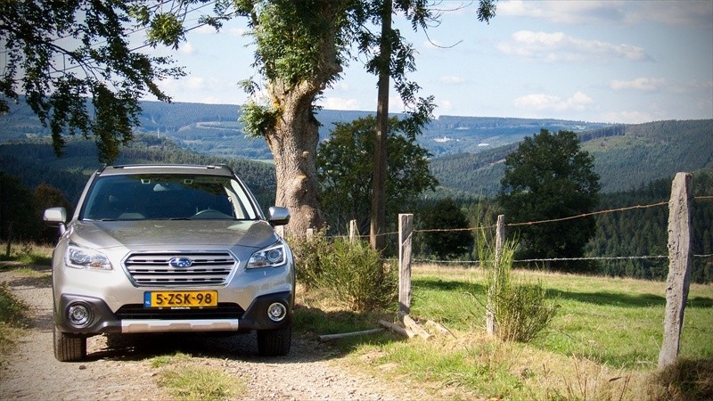 Subaru Outback 2.5i Lineartronic CVT Premium EyeSight