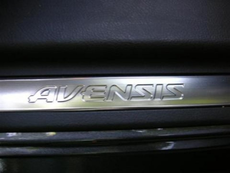 Toyota Avensis Wagon 2.2 D-4D Linea Luna