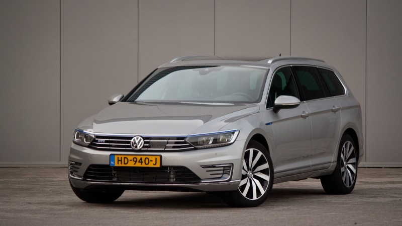 Omdat leiderschap Verbinding verbroken Test Volkswagen Passat Variant GTE 1.4 TSI PHEV Highline - Rijtesten.nl:  Pure rijervaring