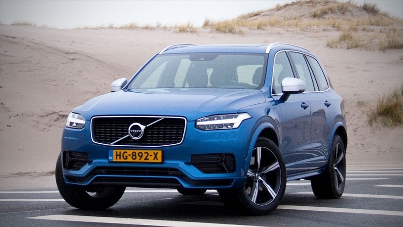 Test Volvo XC90 2.5T Summum Rijtesten.nl Pure rijervaring