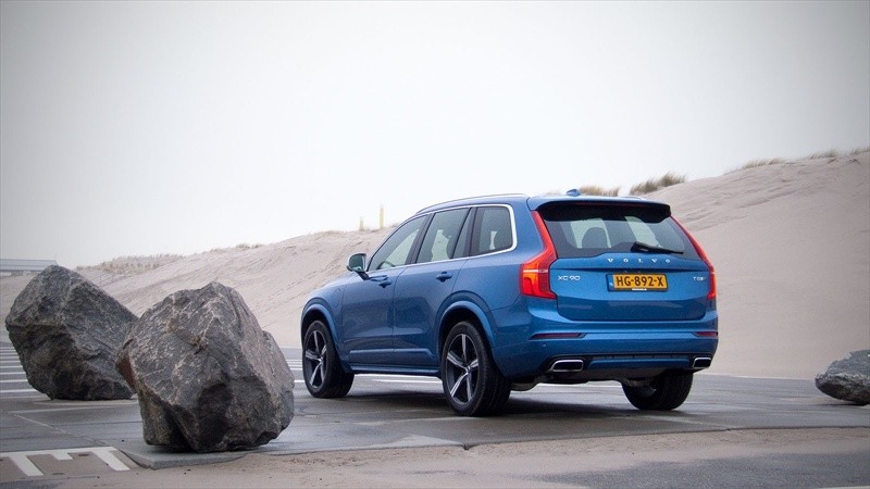 Volvo XC90 T8 Twin Engine AWD R-Design