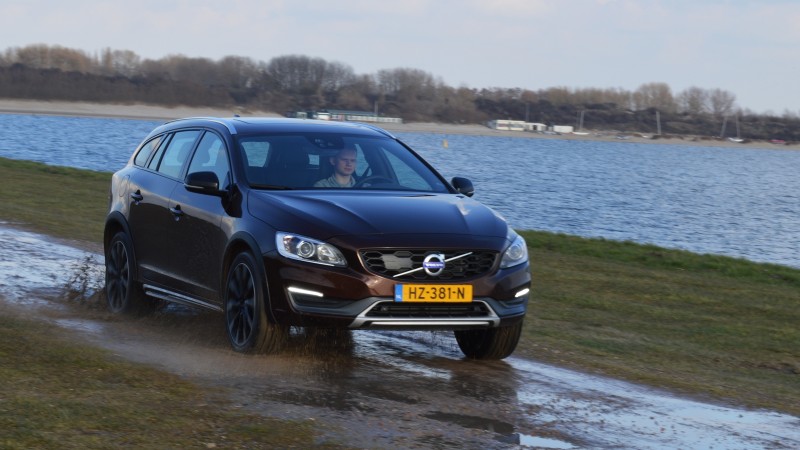 Volvo V60 Cross Country T5 Nordic+ Luxury Line