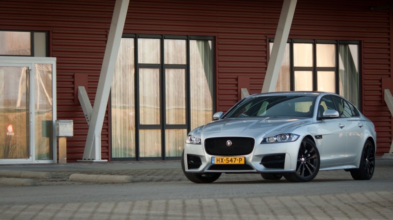 Jaguar XF 2.0d R-Sport