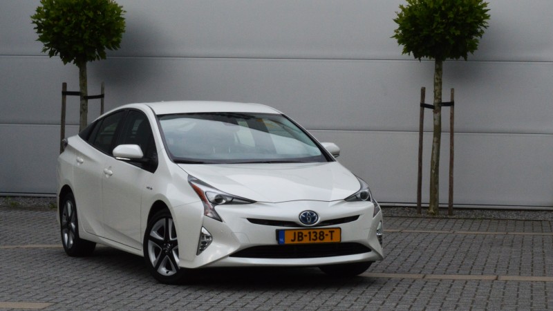 Toyota Prius 1.8 Hybrid Executive Automaat