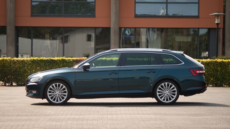 Skoda Superb Combi 2.0 TDI 190 pk Style Businessline