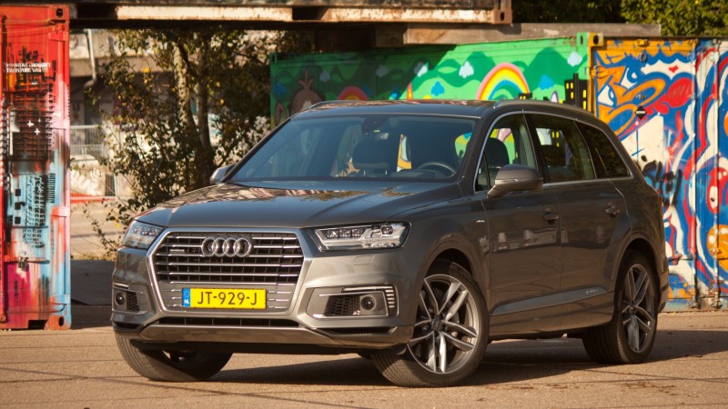 Audi Q7 3.0 TDI e-tron quattro Premium Edition