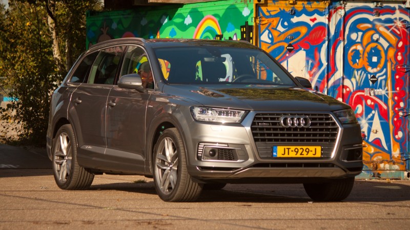 Audi Q7 3.0 TDI e-tron quattro Premium Edition