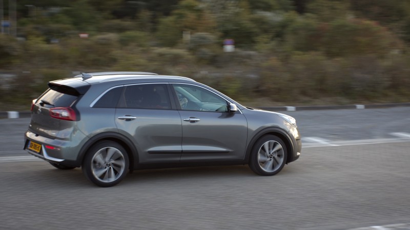 niveau gids Lucky Test Kia Niro 1.6 GDI HEV ExecutiveLine - Rijtesten.nl: Pure rijervaring