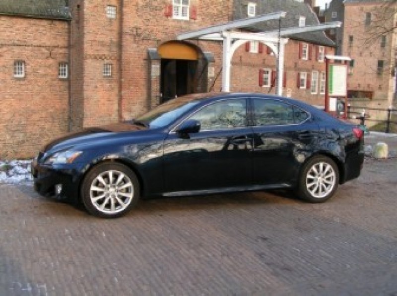 Lexus IS 250  Executive