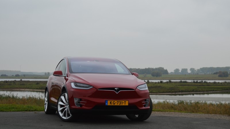 Tesla Model X P90D Ludicrous