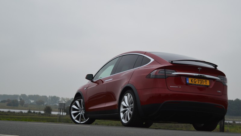 Tesla Model X P90D Ludicrous