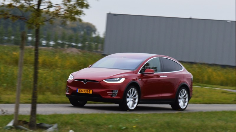 Tesla Model X P90D Ludicrous