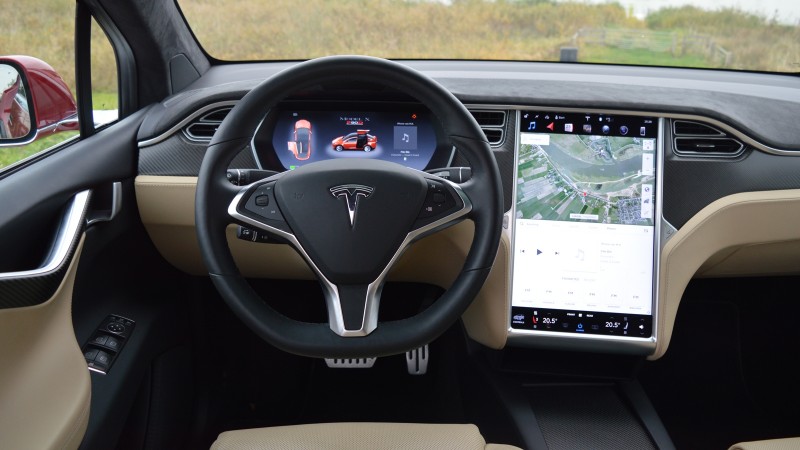 Tesla Model X P90D Ludicrous