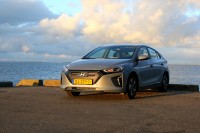 Hyundai IONIQ 1.6 HEV First Edition 