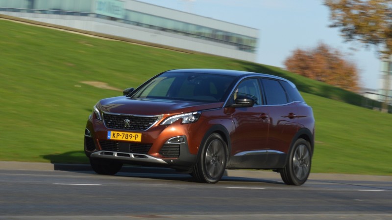 Peugeot 3008 1.6 e-THP EAT6 GT-Line