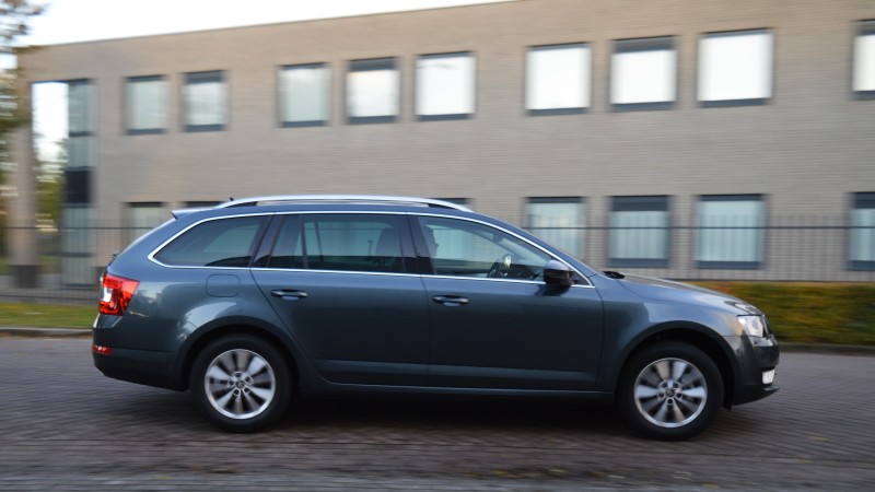 Skoda Octavia Combi 1.0 TSI 7-DSG Ambition Business