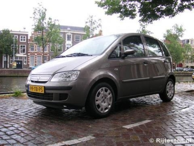 Fiat Idea 1.4 8V Actual Plus