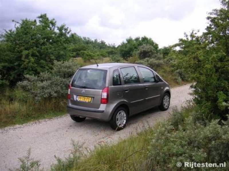 Fiat Idea 1.4 8V Actual Plus