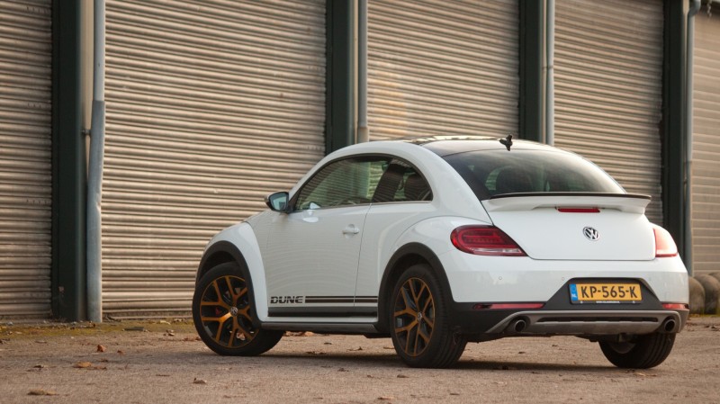 Volkswagen Beetle 2.0 TSI DSG-6 Dune