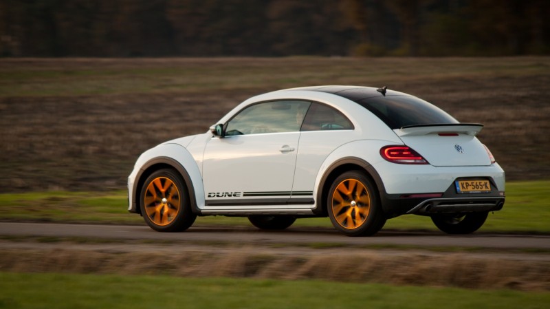 Volkswagen Beetle 2.0 TSI DSG-6 Dune