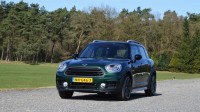 MINI Countryman Cooper Serious Business