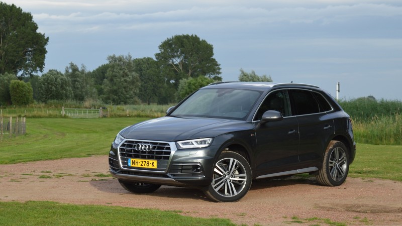 Audi Q5 2.0 TFSI quattro S-tronic Launch Edition