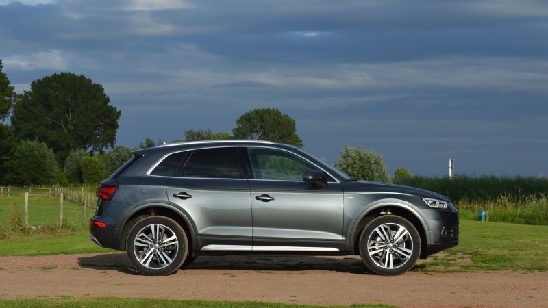 Audi Q5 2.0 TFSI quattro S-tronic Launch Edition