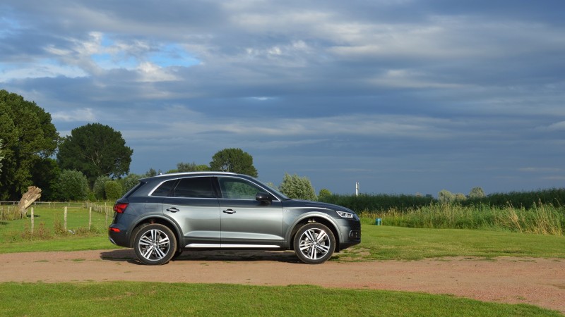 Audi Q5 2.0 TFSI quattro S-tronic Launch Edition