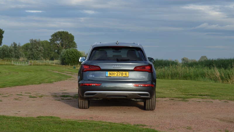 Audi Q5 2.0 TFSI quattro S-tronic Launch Edition