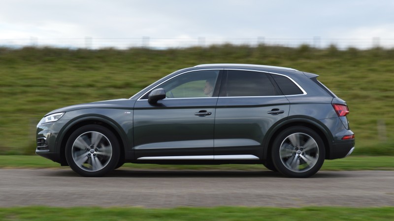 Audi Q5 2.0 TFSI quattro S-tronic Launch Edition