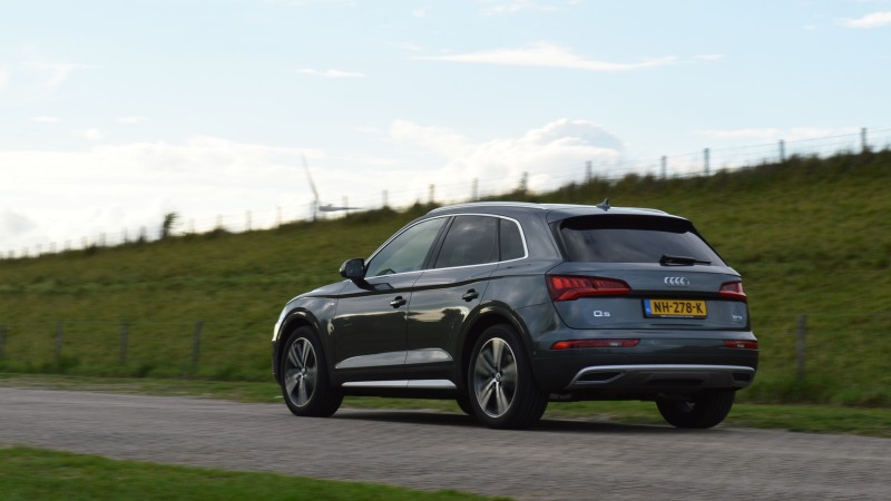 Audi Q5 2.0 TFSI quattro S-tronic Launch Edition