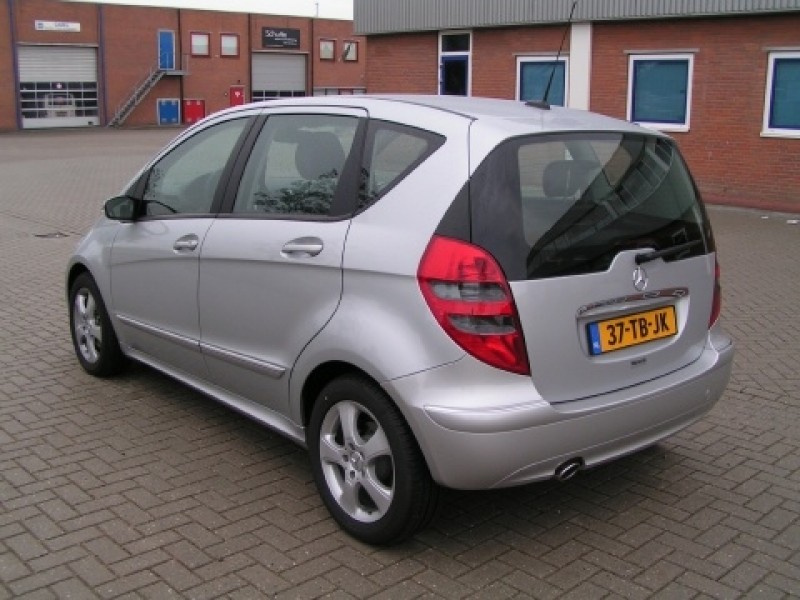 Mercedes-Benz A-Klasse A180 CDI CVT Avantgarde