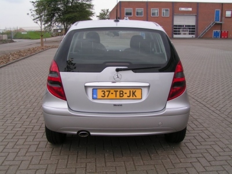 Mercedes-Benz A-Klasse A180 CDI CVT Avantgarde