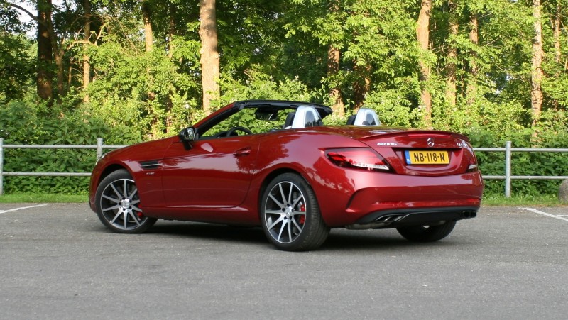 Mercedes-Benz SLC 43 AMG 