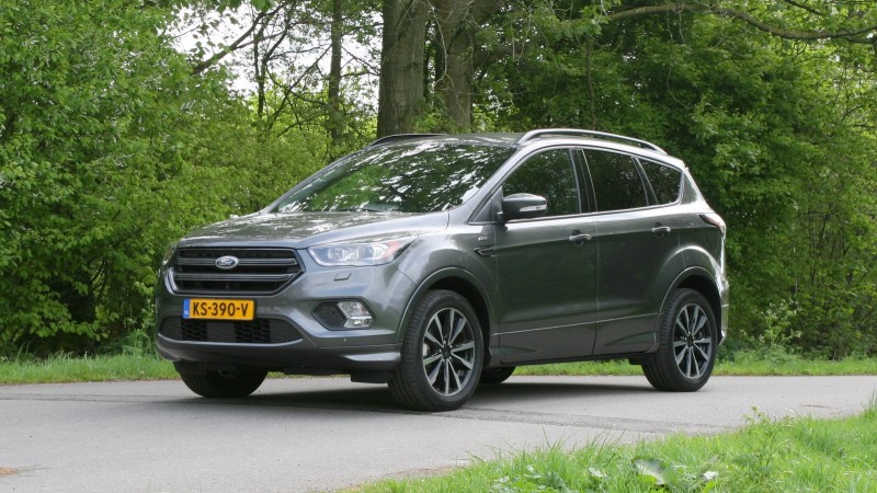 Foto's Ford Kuga 1.5 EcoBoost STLine Rijtesten.nl Pure