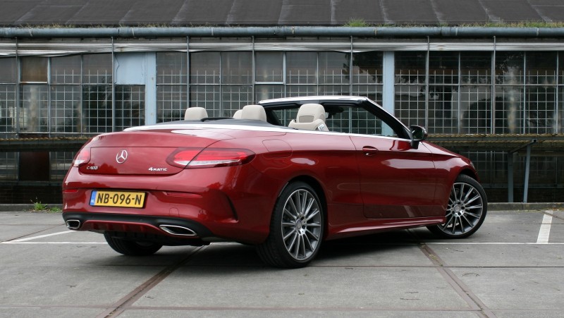 Mercedes-Benz C-Klasse 400 4MATIC Cabriolet