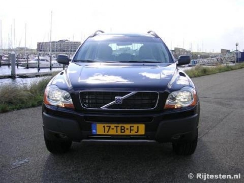 Volvo XC90 2.5T Summum