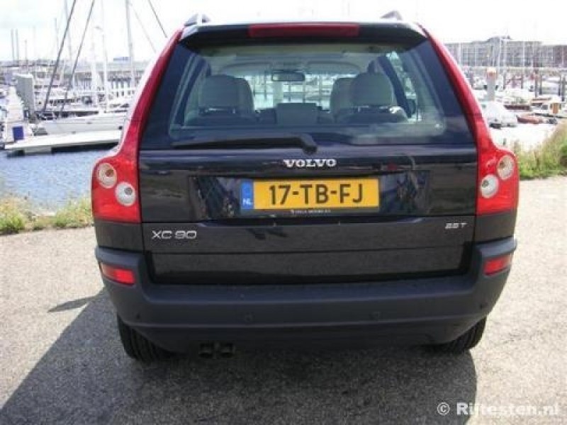 Volvo XC90 2.5T Summum