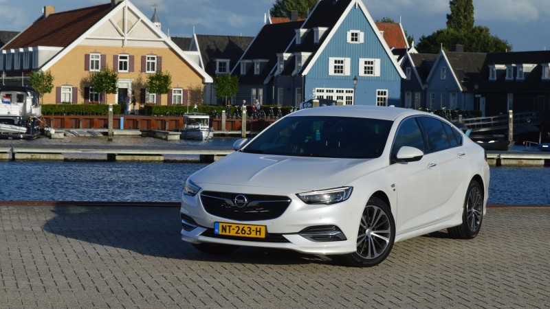 Opel Insignia Grand Sport 1.5 Turbo Business Executive