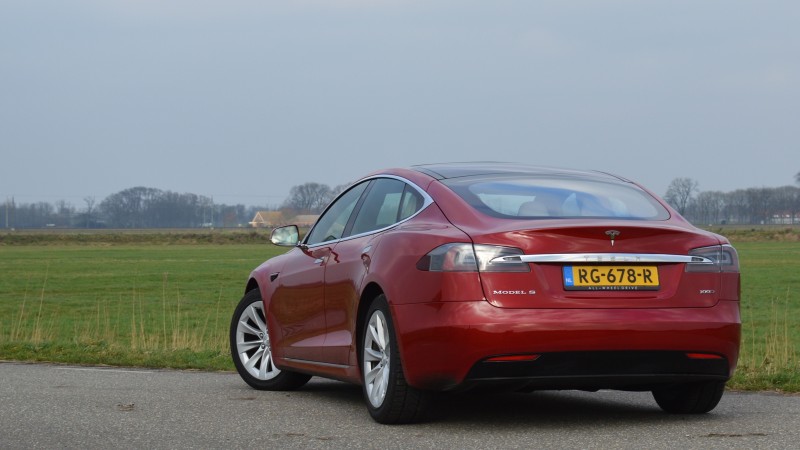 Tesla Model S 100D All-Wheel Drive