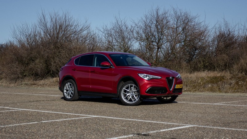 Alfa Romeo Stelvio 2.0T AWD First Edition 