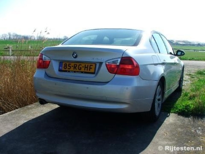 BMW 3 Serie 320i Executive