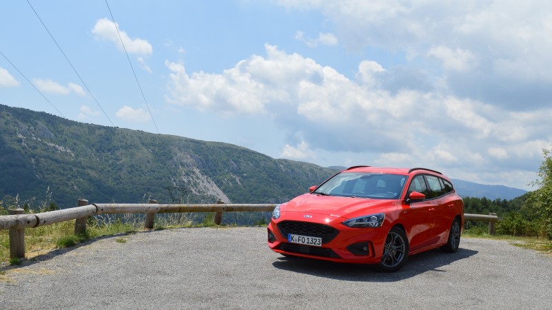 Ford Focus Wagon 1.5 EcoBoost 182 ST-Line