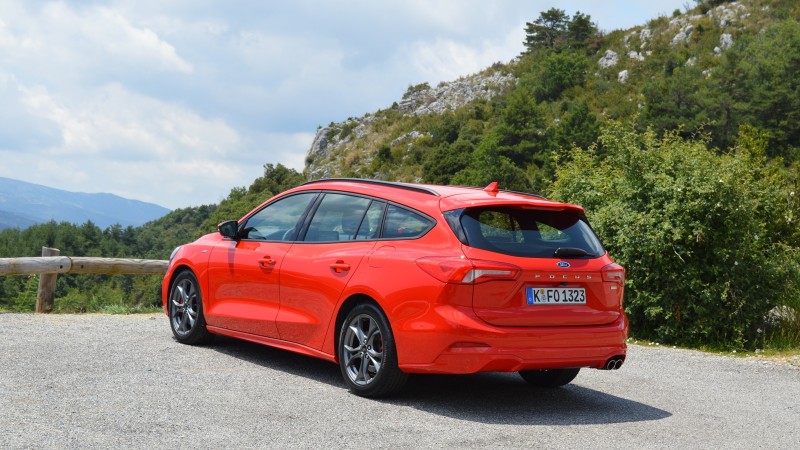 Ford Focus Wagon 1.5 EcoBoost 182 ST-Line