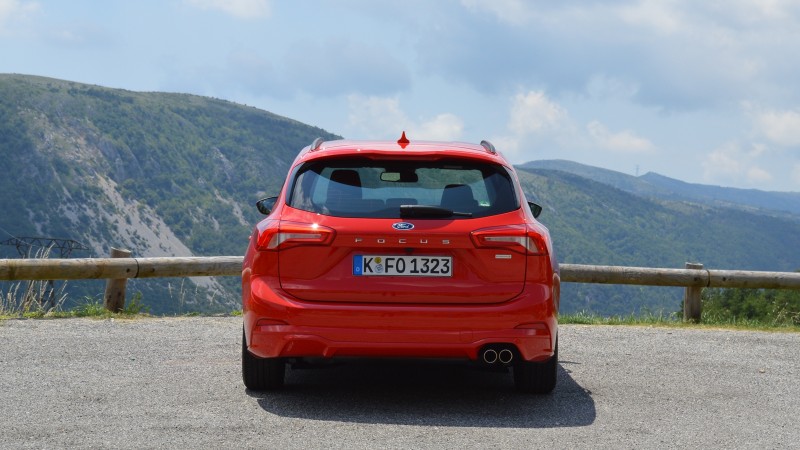 Ford Focus Wagon 1.5 EcoBoost 182 ST-Line