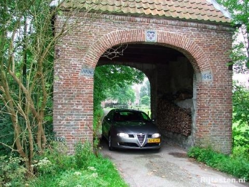 Alfa Romeo GT 2.0 JTS 16v Distinctive