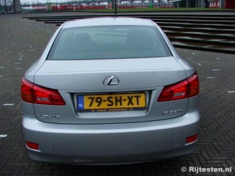 Lexus IS 220d  Business