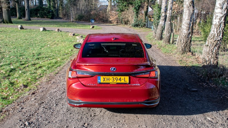 Lexus ES 300h F Sport Premium